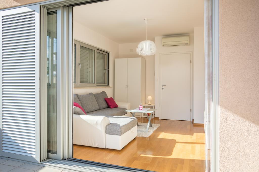 Apartment Falcon Stari Grad  Oda fotoğraf