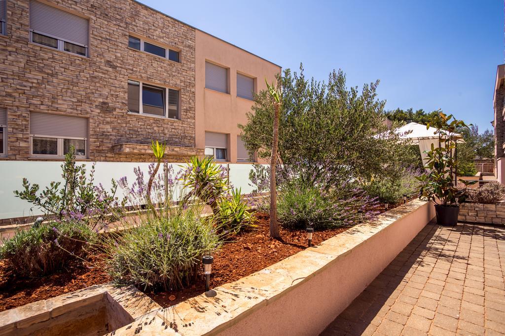 Apartment Falcon Stari Grad  Oda fotoğraf