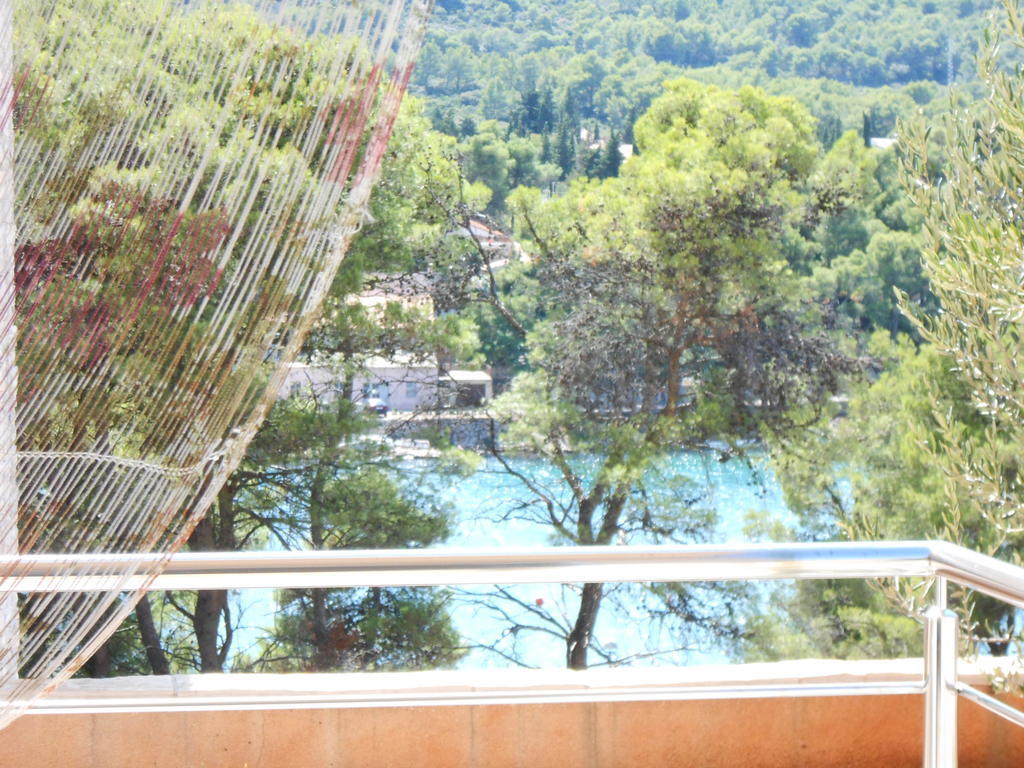 Apartment Falcon Stari Grad  Oda fotoğraf