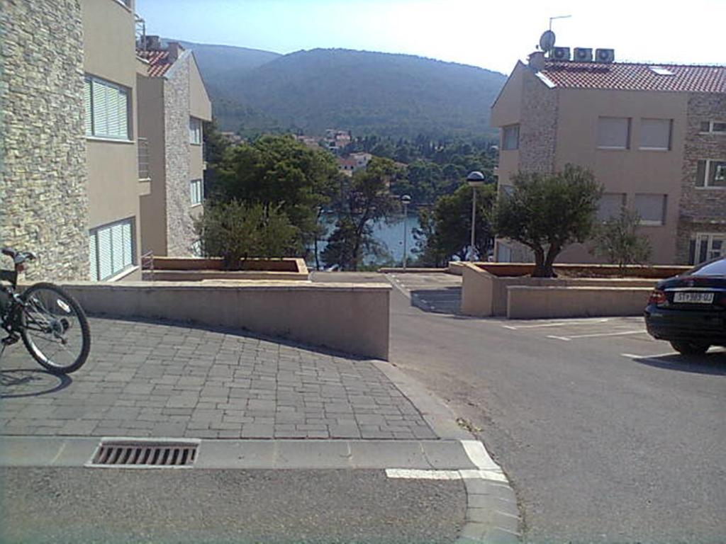Apartment Falcon Stari Grad  Oda fotoğraf